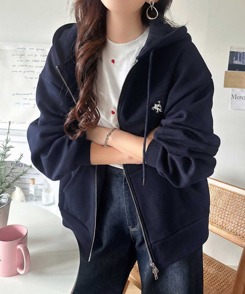 セール】羽織って暖か、さらりと洒落感。胸元ワンポイント刺繍裏起毛