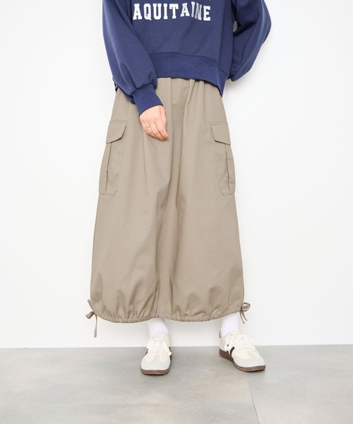Mac-House（マックハウス）の「バルーンカーゴスカート（スカート・レディース・ネイビー/ベージュ・FREE）」の2枚目の写真