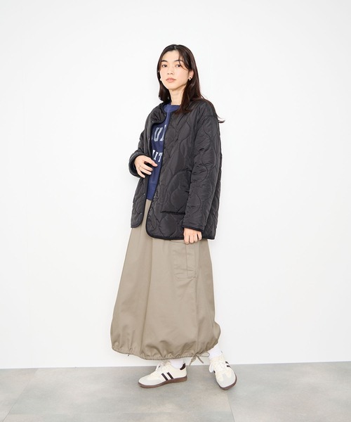 Mac-House（マックハウス）の「バルーンカーゴスカート（スカート・レディース・ネイビー/ベージュ・FREE）」の5枚目の写真