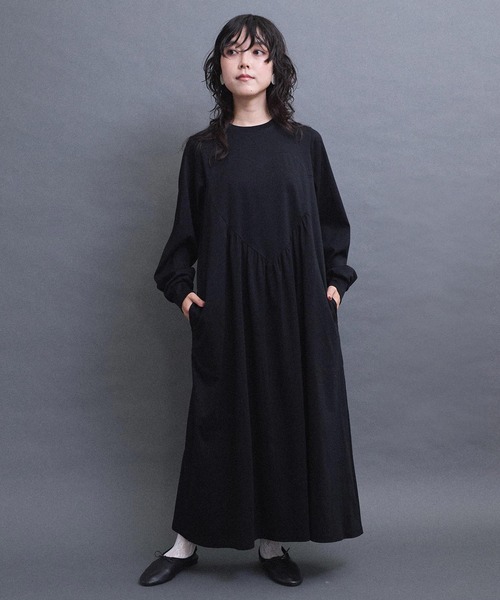 I am I in fact...（アイアムアイインファクト）の「HEART ワンピース（ワンピース・レディース・サックスブルー/ブラック・FREE）」の2枚目の写真