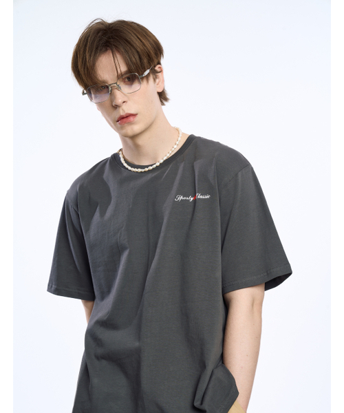 CLEVER FIELD(クレバーフィールド)の「クラシックレトロプリントオーバーサイズTシャツ_チャコール(Tシャツ/カットソー・メンズ・その他・LARGE/X-LARGE)」の2枚目の写真