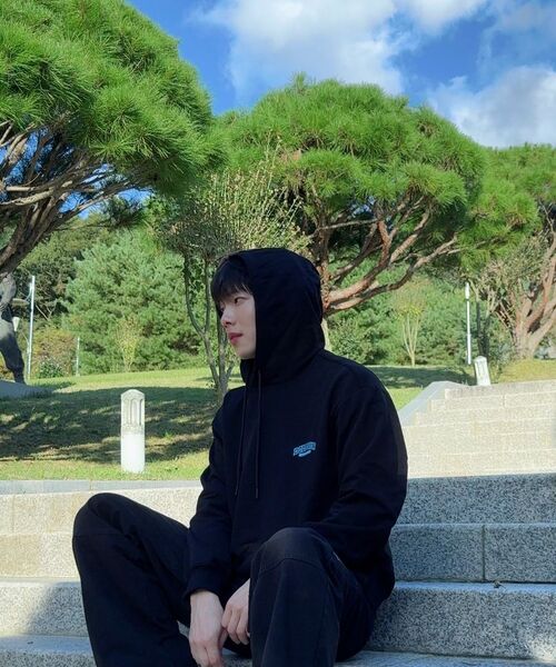 DOLPHIN WAVE APPAREL(ドルフィンウェーブアパレル)の「ドルフィンシリコンプリントフードブラック(パーカー・メンズ・その他・MEDIUM/LARGE/X-LARGE)」の19枚目の写真