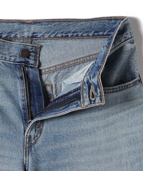 Levi's（リーバイス）の「Levi’s: LOOSE BOOT（デニムパンツ・レディース・ライトブルー・LARGE/MEDIUM/SMALL）」の12枚目の写真