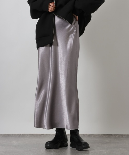 LAKOLE（ラコレ）の「ヴィンテージサテンスカート / 637702（スカート・レディース・ブラック/ライトグリーン/グレー・MEDIUM/LARGE）」の2枚目の写真