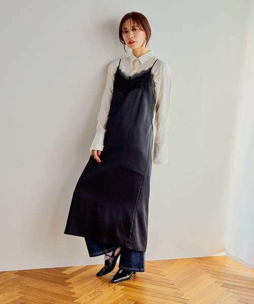 mysty woman（ミスティウーマン）の「裾レース切り替えシャツ　643874（シャツ/ブラウス・レディース・オフホワイト/ブラック・FREE）」の6枚目の写真