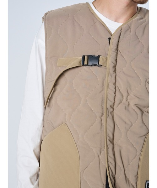 FLASH PACKER(フラッシュパッカー)の「FLASH PACKER フラッシュパッカー / セットアップ ストレッチ中綿キルティングベスト / XV-KILT(ダウンベスト・メンズ・オリーブ/ベージュ・LARGE)」の5枚目の写真