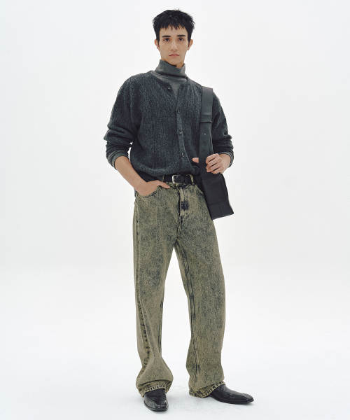 MMIC(エムエムアイシー)の「CASHMERE CROCHET CARDIGAN (CHARCOAL)(ニット/セーター・メンズ・その他・L)」の2枚目の写真