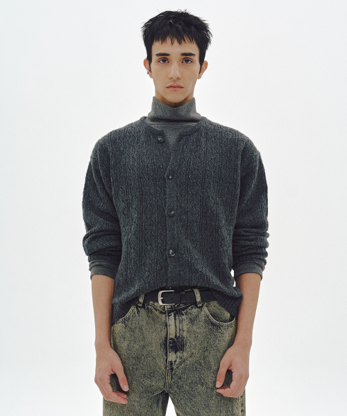 MMIC(エムエムアイシー)の「CASHMERE CROCHET CARDIGAN (CHARCOAL)(ニット/セーター・メンズ・その他・L)」の3枚目の写真