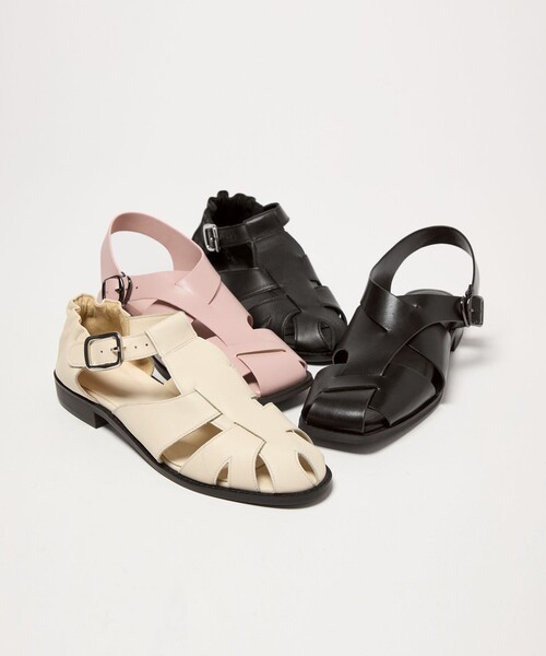 BEAUTY&YOUTH UNITED ARROWS（ビューティーアンドユースユナイテッドアローズ）の「ギャザー グルカサンダル（サンダル・レディース・オフホワイト/ブラック・36/37/38）」の16枚目の写真