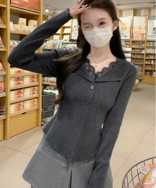 kirakiraShop(キラキラショップ)の「レース レイヤード 襟付き リブ ニット トップス(ニット/セーター・レディース・ブラック/ベージュ/チャコール/ホワイト/ブラウン・FREE)」の13枚目の写真