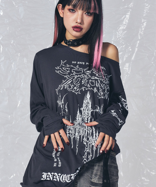 SCHISM INDUCING(スキズムインデューシング)の「EMO OFF SHOULDER LS TEE CHARCOAL(Tシャツ/カットソー・レディース・その他・FREE)」の6枚目の写真