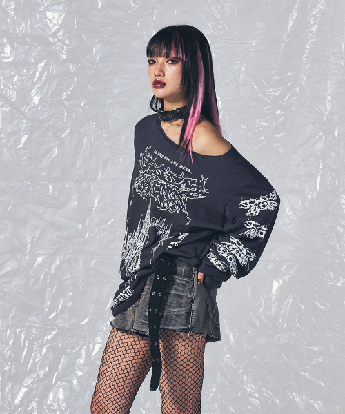 SCHISM INDUCING(スキズムインデューシング)の「EMO OFF SHOULDER LS TEE CHARCOAL(Tシャツ/カットソー・レディース・その他・FREE)」の12枚目の写真