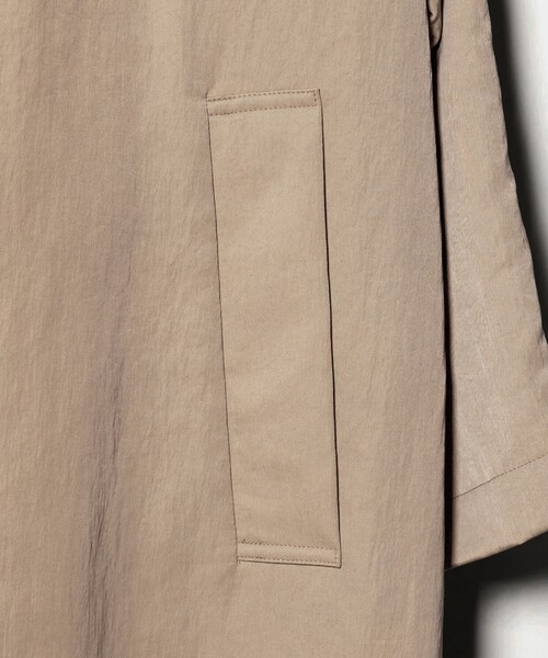BEAUTY&YOUTH UNITED ARROWS（ビューティーアンドユースユナイテッドアローズ）の「ナイロン ステンカラーコート（ステンカラーコート・レディース・ベージュ/ダークグレー・M/S）」の6枚目の写真