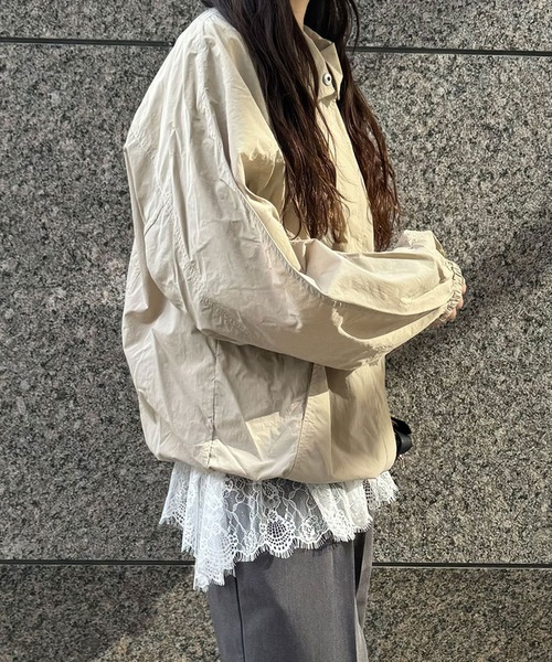 r.（アールドット）の「スタンドカラー　ブルゾン（ブルゾン・レディース・ブラック/ホワイト/ベージュ・FREE）」の4枚目の写真