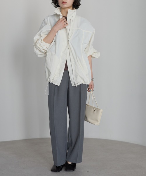 r.（アールドット）の「スタンドカラー　ブルゾン（ブルゾン・レディース・ブラック/ホワイト/ベージュ・FREE）」の13枚目の写真