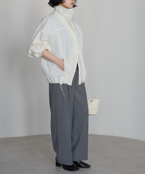 r.（アールドット）の「スタンドカラー　ブルゾン（ブルゾン・レディース・ブラック/ホワイト/ベージュ・FREE）」の15枚目の写真