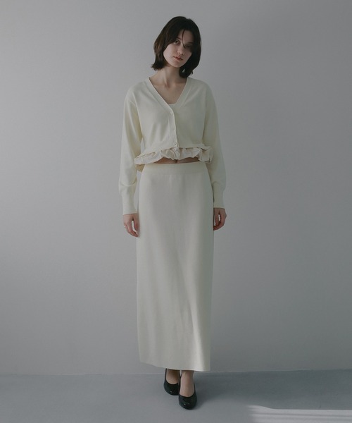 MANOF(マノフ)の「V NECK KNIT SET UP(セットアップ・レディース・アイボリー/ブラック・S/M)」の7枚目の写真