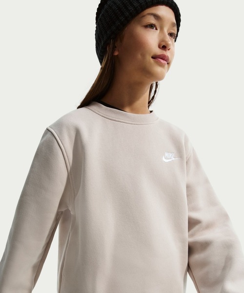 NIKE(ナイキ)の「ナイキ NIKE ナイキ YTH NSW クラブ LBR フリース L/S クルー(スウェット・キッズ・サンドグレー/ペールイエロー/ネイビー・130cm/140cm/150cm/160cm)」の7枚目の写真