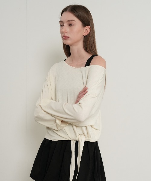 GENERAL IDEA(ジェネラルアイデア)の「【GENERAL IDEA】タイアップルーズボートネック長袖Tシャツ / Tie-Up Loose-Fit Boat Neck T-Shirt(Tシャツ/カットソー・レディース・ブラック/ライトグレー/アイボリー・L/M/S)」の4枚目の写真