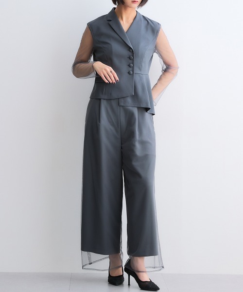 Callarus(カラルス)の「アシメテーラードデザインブラウス+チュールレイヤードデザインパンツセットアップドレス〔Callarus〕(パンツドレス・レディース・ブラウン/チャコール/ブラック・M/L/LL/3L)」の4枚目の写真