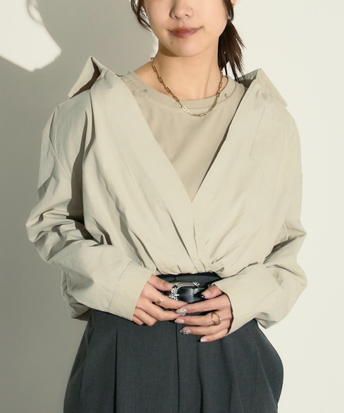 H.TOKYO(エイチトウキョウ)の「ドッキングレイヤード・カシュクールショートブラウス(シャツ/ブラウス・レディース・ベージュ/オフホワイト・FREE)」の14枚目の写真