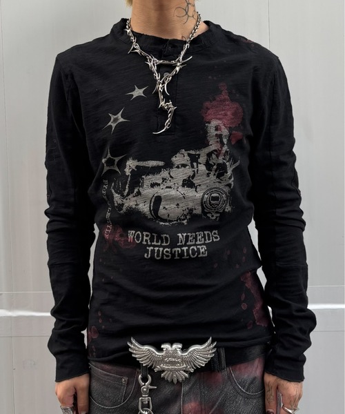 Never mind the XU(ネバーマインドザエックスユー)の「【Never mind the XU】paint graphic henley long sleeve / 【ネバーマインド ザ エックスユー】ペイントグラフィックヘンリーロンT <着用動画あり>(Tシャツ/カットソー・メンズ・ホワイト/ブラック・M)」の21枚目の写真