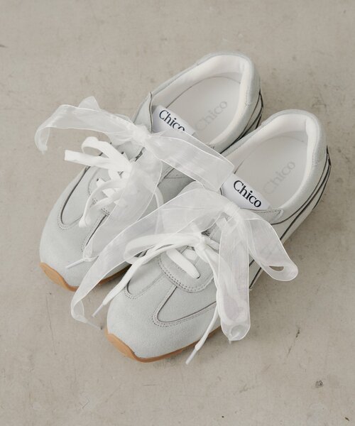 Chico（チコ）の「シアーリボンインソールスニーカー（スニーカー・レディース・ブルー/アイボリー・SMALL/LARGE/MEDIUM）」の2枚目の写真