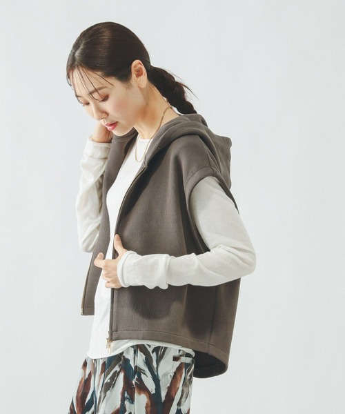 GLOBAL WORK（グローバルワーク）の「WフェイスZIPベスト/642810（ベスト・レディース・ブラック/モカ・MEDIUM/LARGE）」の2枚目の写真