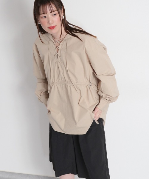 cepo（セポ）の「レースアップフードシャツ（シャツ/ブラウス・レディース・ベージュ/オフホワイト/オリーブ・M）」の2枚目の写真