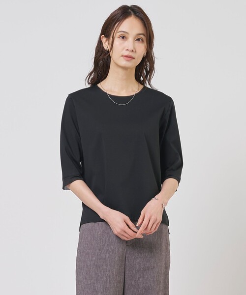 J.PRESS Ladies(J.プレス レディス)の「【シーンレスに活躍】スムースジャージー カットソー(Tシャツ/カットソー・レディース・ホワイト系/ライトイエロー系/ライトグレー系/ブラック系・SMALL)」の3枚目の写真