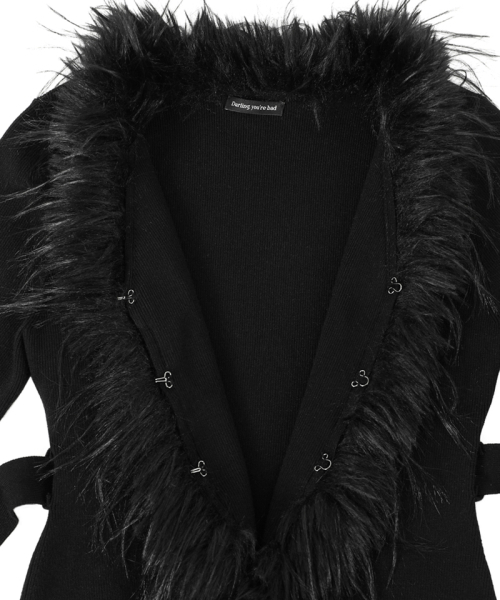 DARLING, YOU'RE BAD(ダーリンユーアーバッド)の「Fur-Trimmed Back-Strap Cardigan #Black(カーディガン/ボレロ・レディース・その他・FREE)」の4枚目の写真