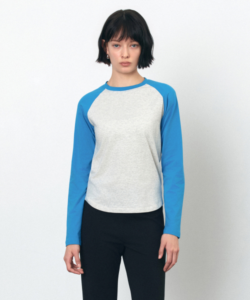 SIYAZU(シヤジュ)の「SITP5244 スリムラグラン配色Tシャツ_Blue(Tシャツ/カットソー・レディース・ブルー・ONE)」の4枚目の写真