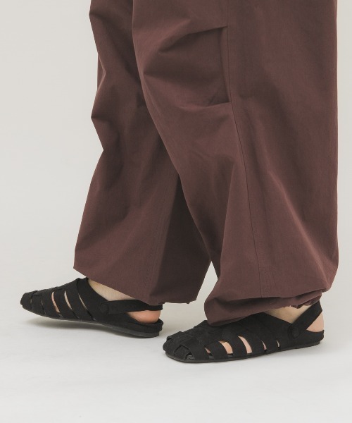 KBF(ケイビーエフ)の「2WAYグルカサンダル(サンダル・レディース・ブラック/ブラウン・37/38/36)」の3枚目の写真