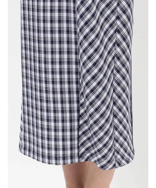 RESEXXY（リゼクシー）の「サイドオープンタイトワンピース（ワンピース・レディース・オレンジ/ネイビー/チャコールグレー・FREE）」の22枚目の写真