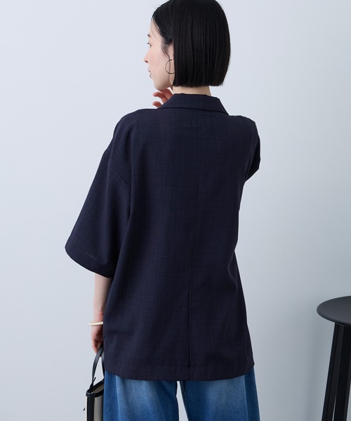 Aunely（オーネリー）の「【Aunely】すぐサラ リネンタッチ ひんやり 半袖 シャツジャケット / マシンウォッシャブル ＜YOSOOIシリーズ＞（テーラードジャケット・レディース・ブラック/ライトベージュ/ブラウン/ネイビー/ネイビー系/グレー・L/M）」の20枚目の写真