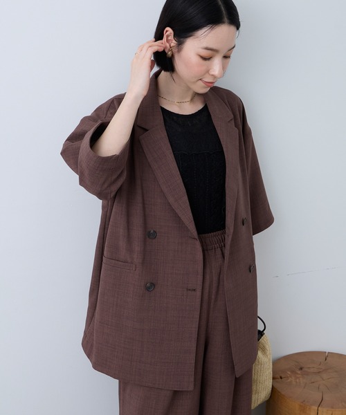 Aunely（オーネリー）の「【Aunely】すぐサラ リネンタッチ ひんやり 半袖 シャツジャケット / マシンウォッシャブル ＜YOSOOIシリーズ＞（テーラードジャケット・レディース・ブラック/ライトベージュ/ブラウン/ネイビー/ネイビー系/グレー・L/M）」の9枚目の写真
