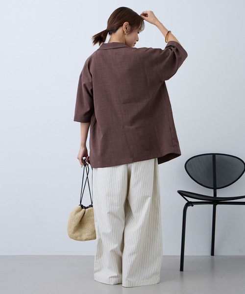 Aunely（オーネリー）の「【Aunely】すぐサラ リネンタッチ ひんやり 半袖 シャツジャケット / マシンウォッシャブル ＜YOSOOIシリーズ＞（テーラードジャケット・レディース・ブラック/ライトベージュ/ブラウン/ネイビー/ネイビー系/グレー・L/M）」の13枚目の写真