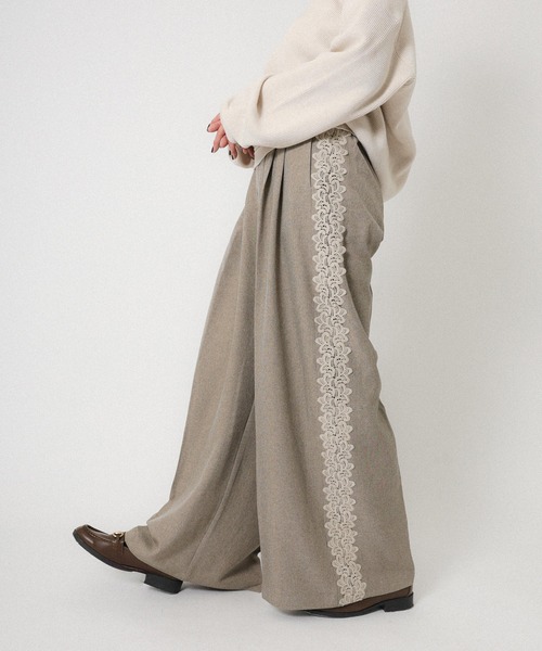 Floran（フローラン）の「ストレッチサイドレースパンツ（スラックス・レディース・ベージュ/グレー/ブラック・FREE）」の17枚目の写真