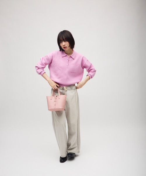 TONER（トナー）の「2WAYポーチ付きドローストリングバケットバッグ/ショルダーバッグ/ロゴプレート付き（ショルダーバッグ・レディース・ブラック/ピンク/レッド/ホワイト・FREE）」の9枚目の写真