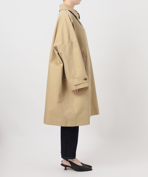 SLOBE IENA（スローブイエナ）の「《WEB限定/追加》ドルマンスリーブコート（ステンカラーコート・レディース・ベージュ/ネイビー・36/38）」の18枚目の写真