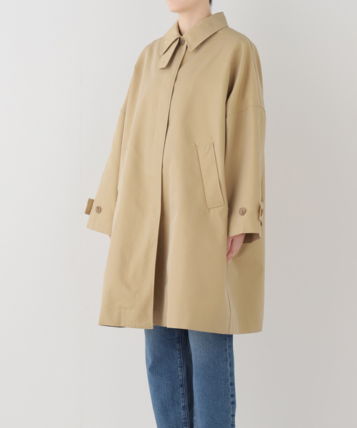 SLOBE IENA（スローブイエナ）の「《WEB限定/追加》ドルマンスリーブコート（ステンカラーコート・レディース・ベージュ/ネイビー・36/38）」の4枚目の写真