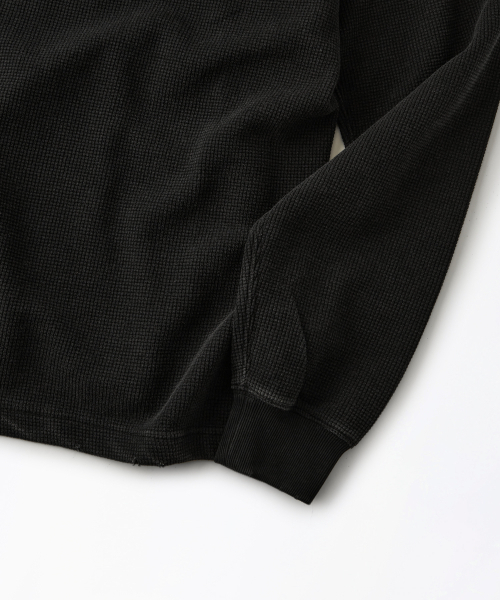 OUTSTANDING(アウトスタンディング)の「MOT SERIES LONG SLEEVE(HOLLISTER)_VINTAGE BLACK(Tシャツ/カットソー・メンズ・その他・MEDIUM/LARGE/X-LARGE)」の5枚目の写真