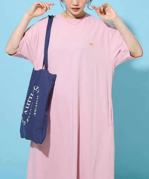 FREAK'S STORE(フリークスストア)の「限定展開 KELTY × FREAK'S STORE/ケルティ 別注 半袖 Tシャツワンピース(接触冷感・吸水速乾・UVカット・遮熱)(ワンピース・レディース・ピンク/ブラック/オリーブ/チャコール/ベージュ/オフホワイト/グレー・MEDIUM/SMALL)」の13枚目の写真