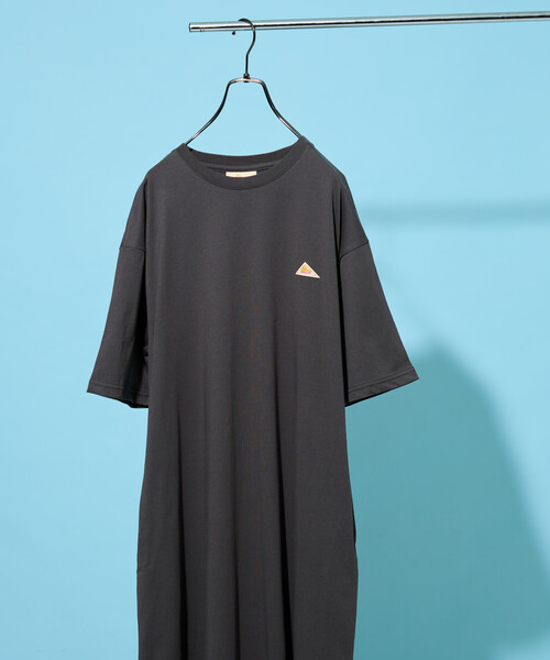 FREAK'S STORE(フリークスストア)の「限定展開 KELTY × FREAK'S STORE/ケルティ 別注 半袖 Tシャツワンピース(接触冷感・吸水速乾・UVカット・遮熱)(ワンピース・レディース・ピンク/ブラック/オリーブ/チャコール/ベージュ/オフホワイト/グレー・MEDIUM/SMALL)」の15枚目の写真