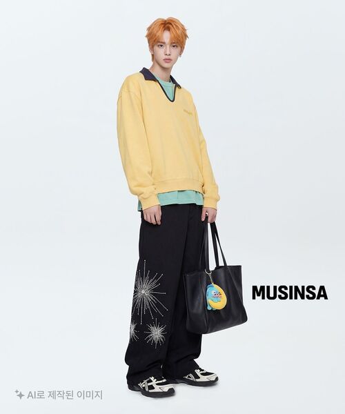NOHANT（ノアン）の「CLASSIC V-NECK SWEATSHIRT YELLOW（スウェット・メンズ・イエロー・SMALL/MEDIUM/LARGE）」の11枚目の写真