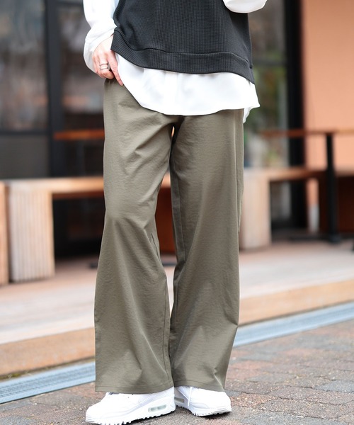 GOLDJAPAN(ゴールドジャパン)の「接触冷感ストレッチワイドパンツ【大きいサイズ対応】(チノパンツ・レディース・チャコールグレー/ネイビー/カーキ/アイボリー/ブラック・4L/3L/LL/5L)」の5枚目の写真