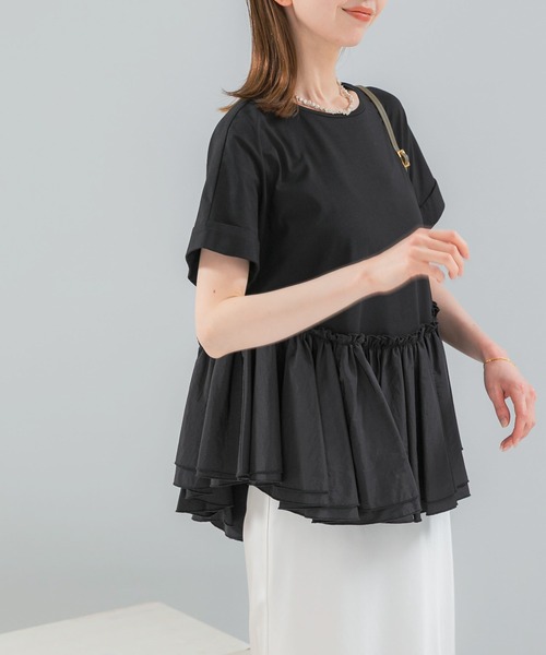 URBAN RESEARCH ROSSO WOMEN(アーバンリサーチ ロッソ)の「タフタドッキングティアードTEEブラウス(Tシャツ/カットソー・レディース・ブラック/ライトカーキ/オフホワイト・FREE)」の11枚目の写真