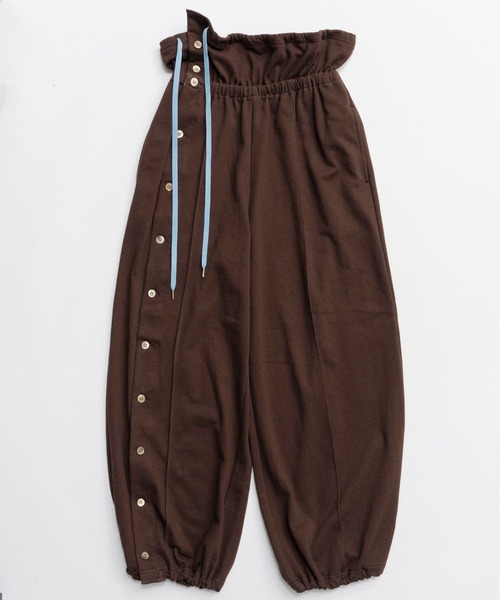 MAISON SPECIAL(メゾンスペシャル)の「Button Slit Turn-Back Sweat Pants/ボタンスリットターンバックスウエットパンツ(スウェットパンツ・レディース・ブラウン/ホワイト/グレー/ブラック・38/36)」の13枚目の写真