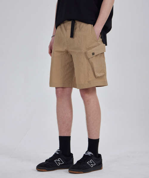 KALAPATTHAR(カラパタール)の「Nylon Taslan Belted Cargo Shorts - Beige(その他パンツ・メンズ・その他・MEDIUM/LARGE/X-LARGE)」の1枚目の写真