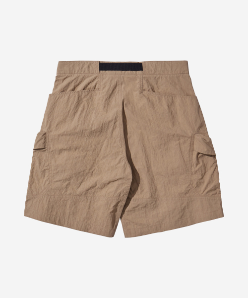 KALAPATTHAR(カラパタール)の「Nylon Taslan Belted Cargo Shorts - Beige(その他パンツ・メンズ・その他・MEDIUM/LARGE/X-LARGE)」の4枚目の写真